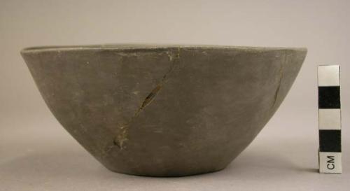 Pottery bowl - gray ware