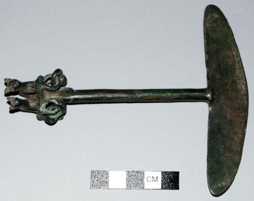 Bronze knife, lunate-shaped