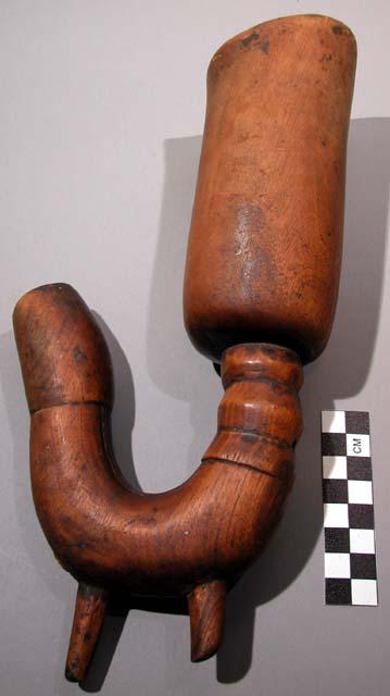 Pipe; carved wood pipe bowl; curved; 2 pegs; metal insert in bowl; cracked