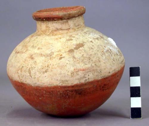 Pottery jar with constricted neck - Lost Color ware