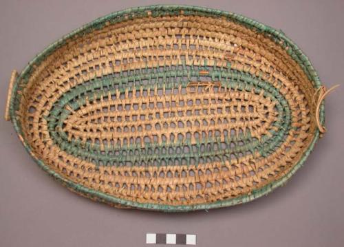 Shallow oval basket