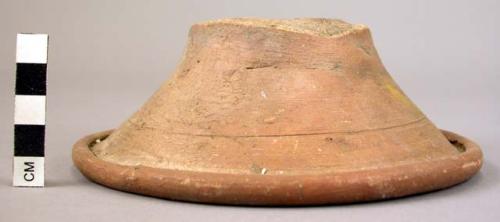 Ring stand?, pottery, fragment