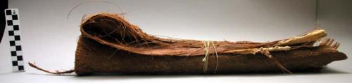 Sheath from base of oil palm frond (ngangapi nkok)