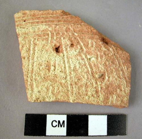 1 potsherd w/incised decoration