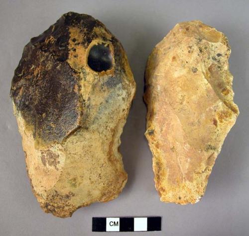 8 cleaver-type hand axes of flint