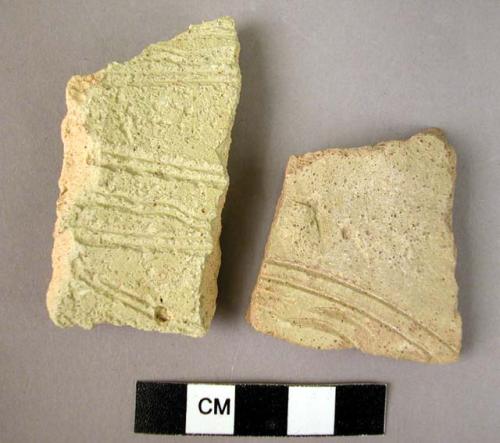 2 sherds with incised decoration