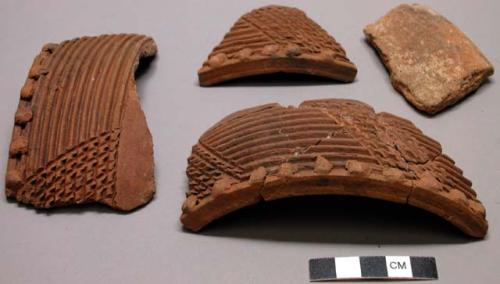 Ceramic rim & body sherds, various vessels, incised, plain and glazed