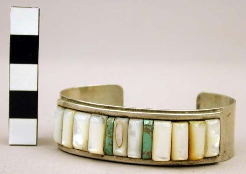 Cuff bracelet, flat, silver band set w/ rectangular mother-of-pearl & turq.