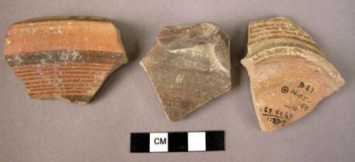 4 potsherds (Cilician?) Black/red