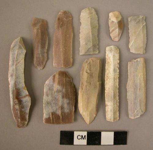 19 flint blade fragments