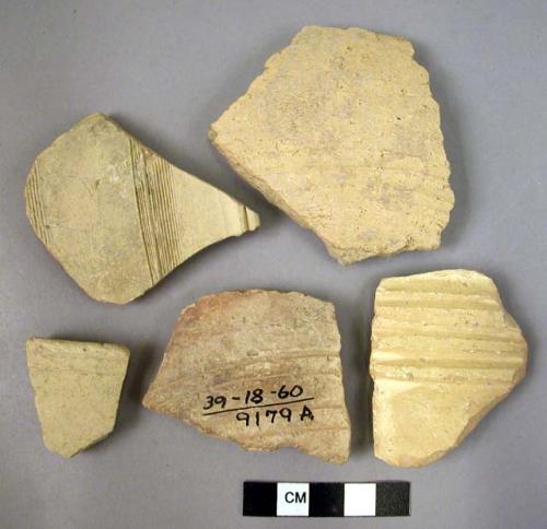 Later incised ware sherds - 5 incised to possibly Islamic