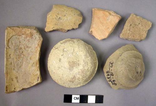 16 plain ware sherds - mostly buff; unclassified