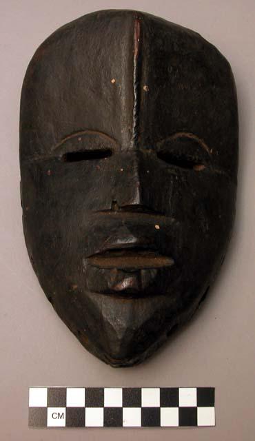 Wooden face mask