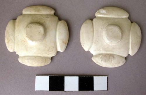 Flat grooved shell discs (2)