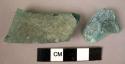 2 glass vessel fragments