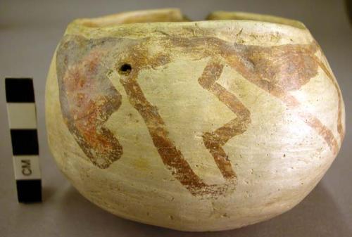 Jar, san bernardo polychrome. linear design. 7.4 x 10.4 cm.