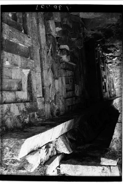 Chanchimaz, facade beneath stair passage, from NW