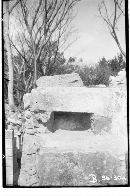 Specialized stone in position for interior doorway beam, Structure 22