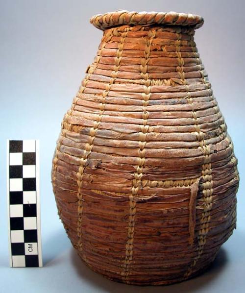 Basket, grass and leather