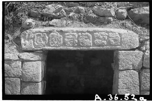 Glyphs on front of center lintel at W., Bldg. of Inscriptions