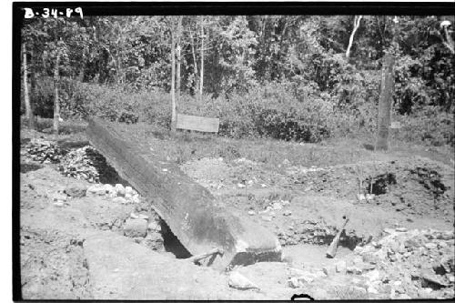 Stela E, excavation started