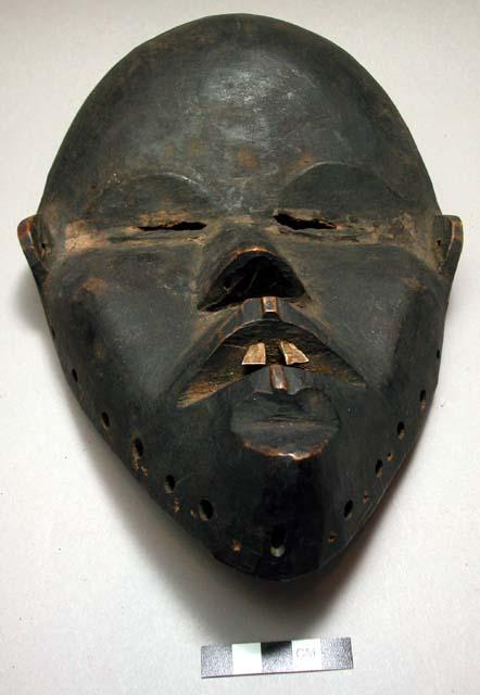 Wooden face mask