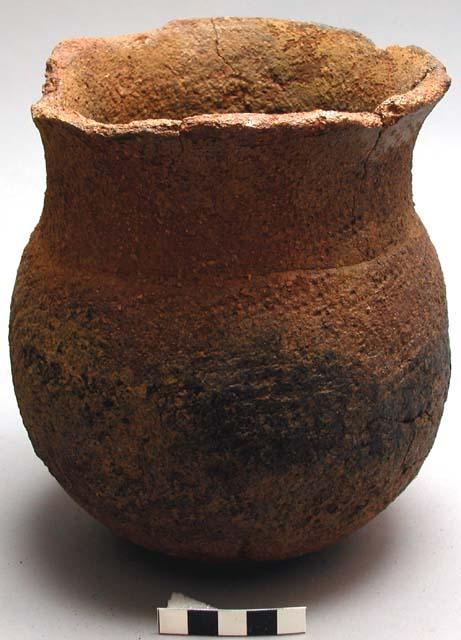 Pottery vessel