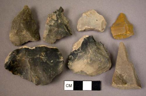 7 miscellaneous flint core- trimming flakes and other implements