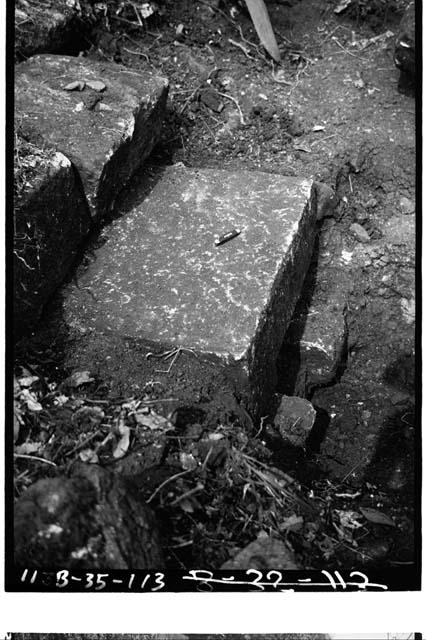 Base of Stela 2 found with its cruciform chamber