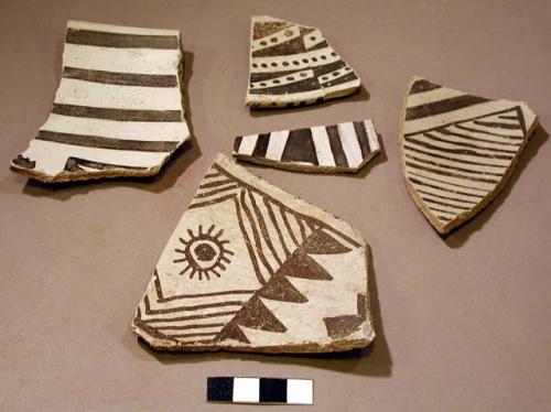 Potsherds; chaco black on white, chaco San Juan type