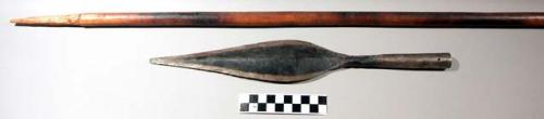 Spear, ridged iron head, blunt iron point fitted over opposite end (kunga)