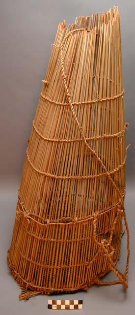 Large reed fish trap