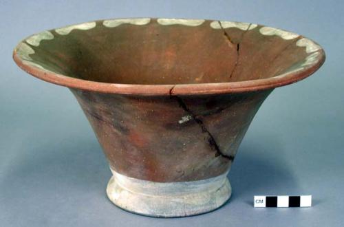 Vase, goblet shape