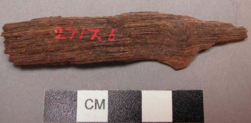 Piece of ironwood. l: 7.8 cm.