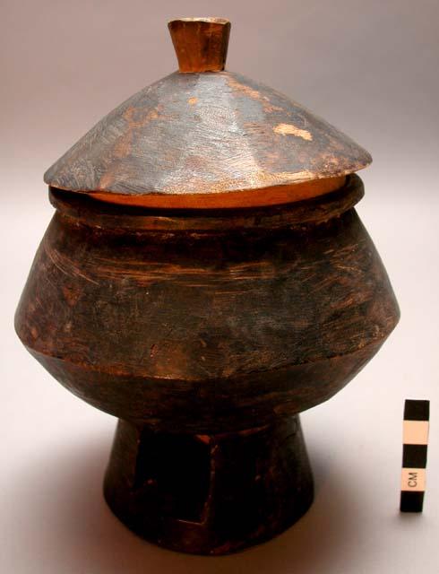 Small wooden dish on pedestal, with cover