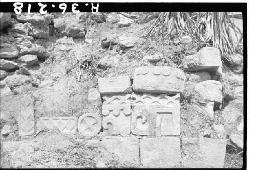 Unnamed pyramid, mask detail at W. side corner