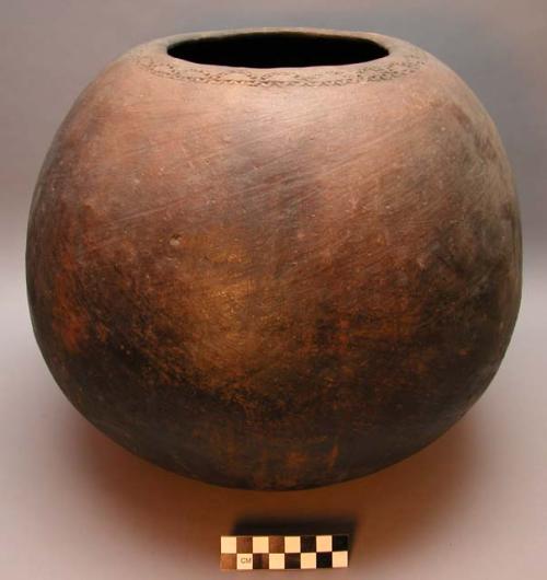 Pottery cooking vessel. Kimpuli