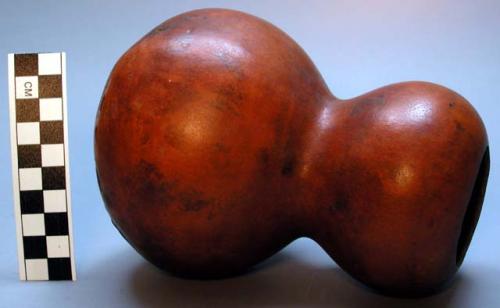 Bottle-shaped gourd for drinking pombe, nkoga