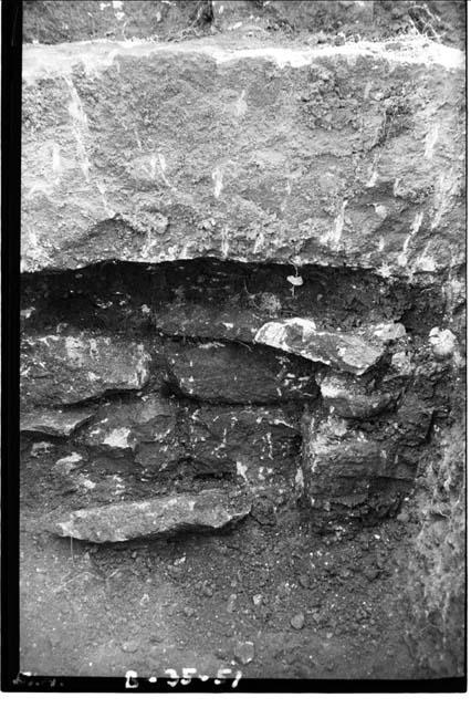 Stela H cruciform chamber closure