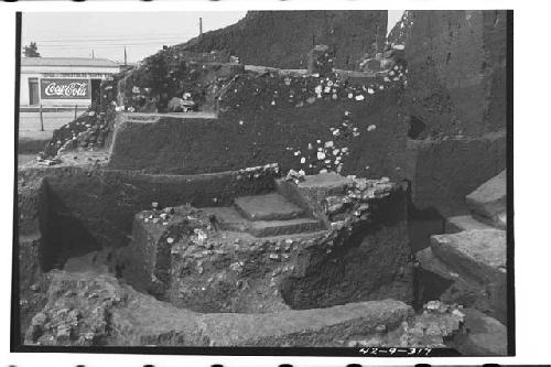 Shrine platform, Mound B; West side; Structure E