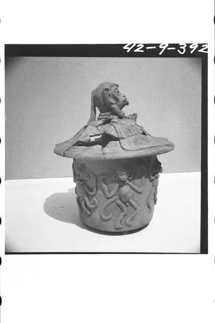 Monkey effigy vessel with lid