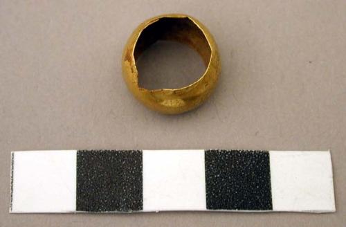 Metal, gold ring