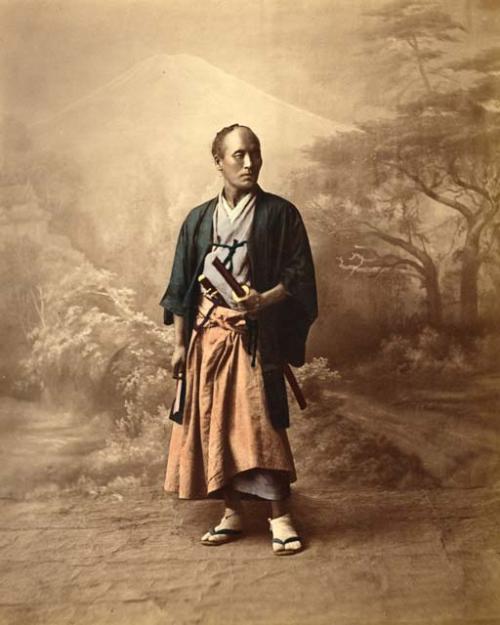 Japanese man in samurai regalia