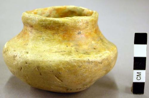 Jeddito black on yellow pottery small jar