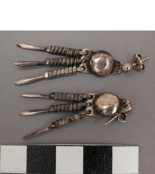 Reproduction Cheyenne 3-drop earrings