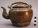 Small tea urn