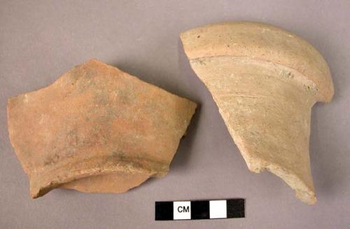 8 potsherds - Kitchen ware medium weight