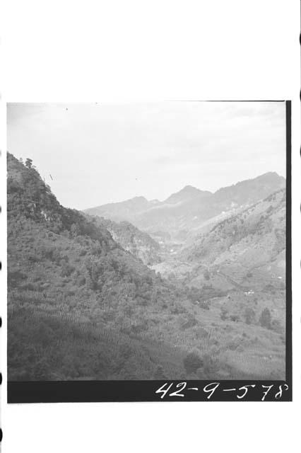 Tajamulco Valley from E on trail to San Sebastian