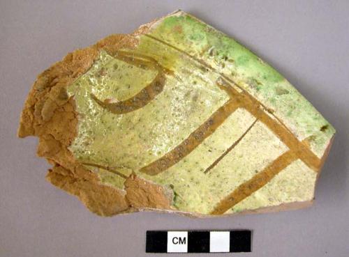 Pottery bowl fragment