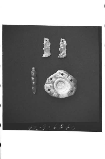 Mound B, Tomb V - jade rosette, 2 pendants, and blue stone figure